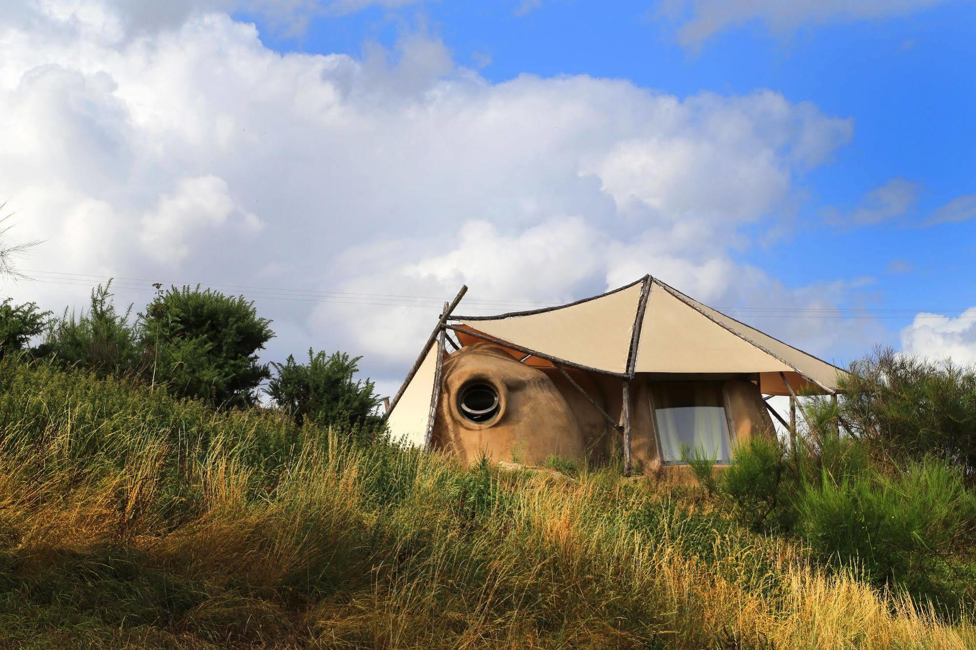 Terragora Lodges - Hebergement Atypique Les Épesses エクステリア 写真